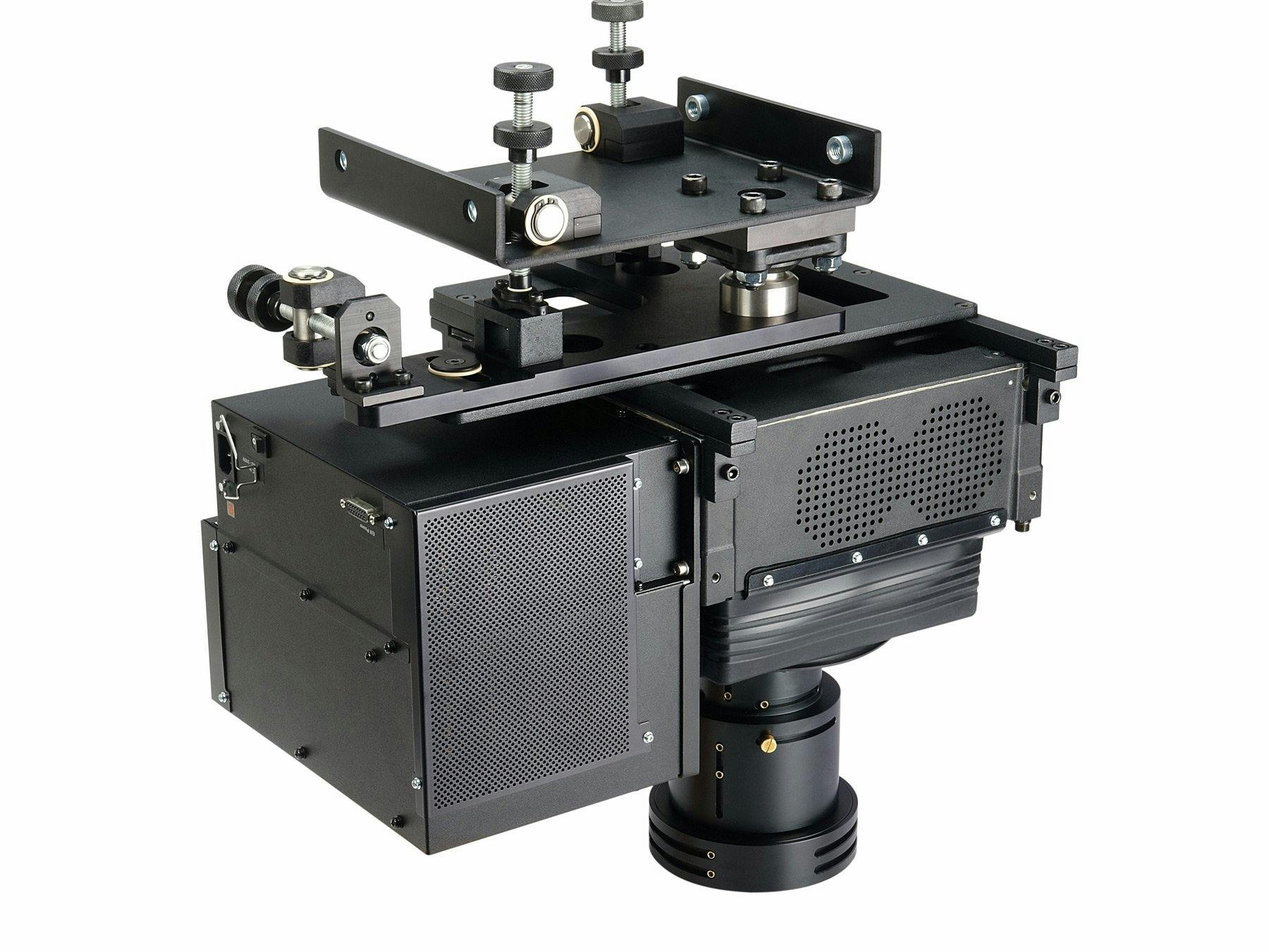 Mirage WU-L WUXGA 1DLP 3D projector | 125-005106-XX